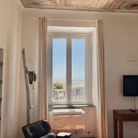リヴォルノThe Sunshine Loftアパートメント 部屋 写真