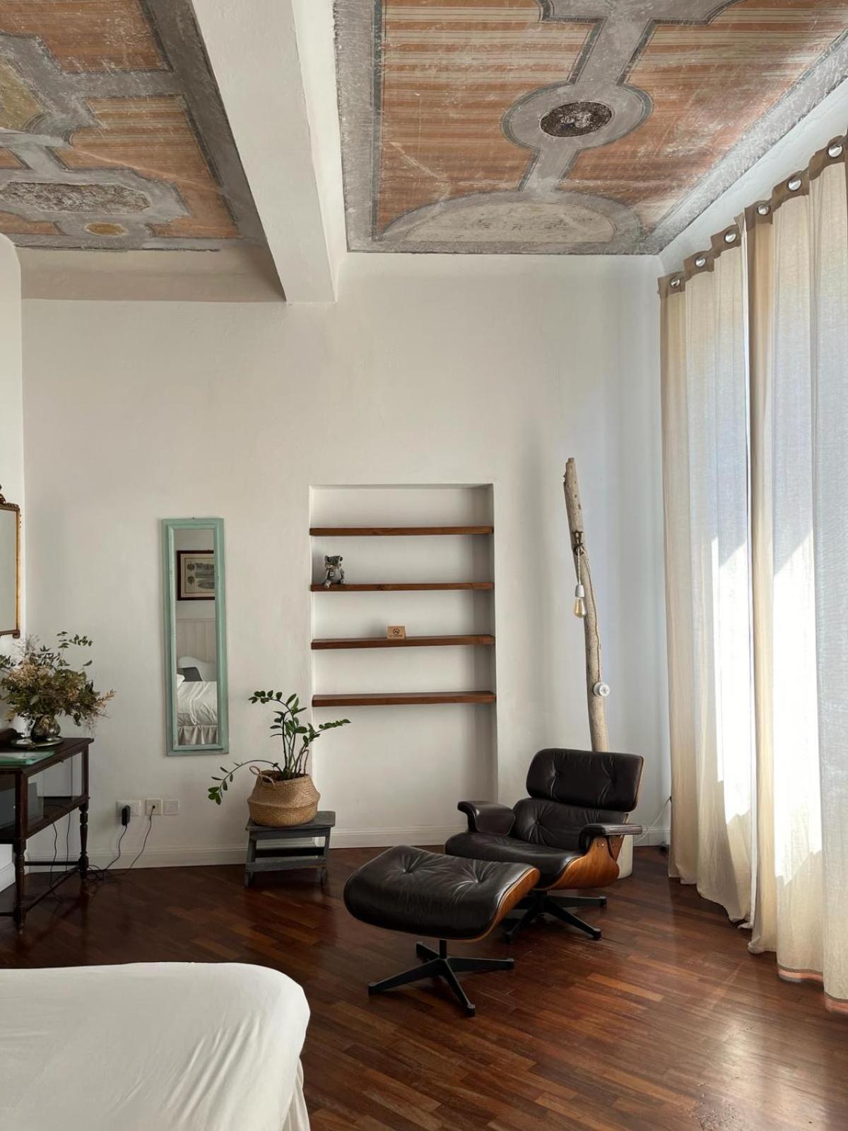 リヴォルノThe Sunshine Loftアパートメント 部屋 写真